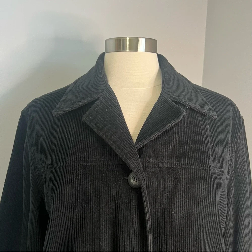 Liz Claiborne LizSport S Petite Black Corduroy Button Front Barn Jacket - Picture 9 of 12